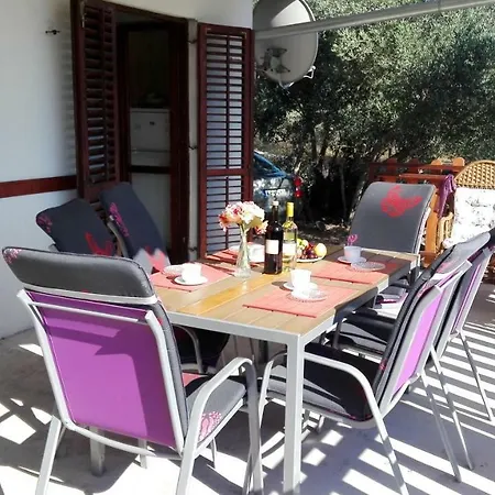 Holiday Home Vela Luka Prázdninový dům *